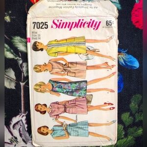 Simplicity 7025 Sewing Pattern